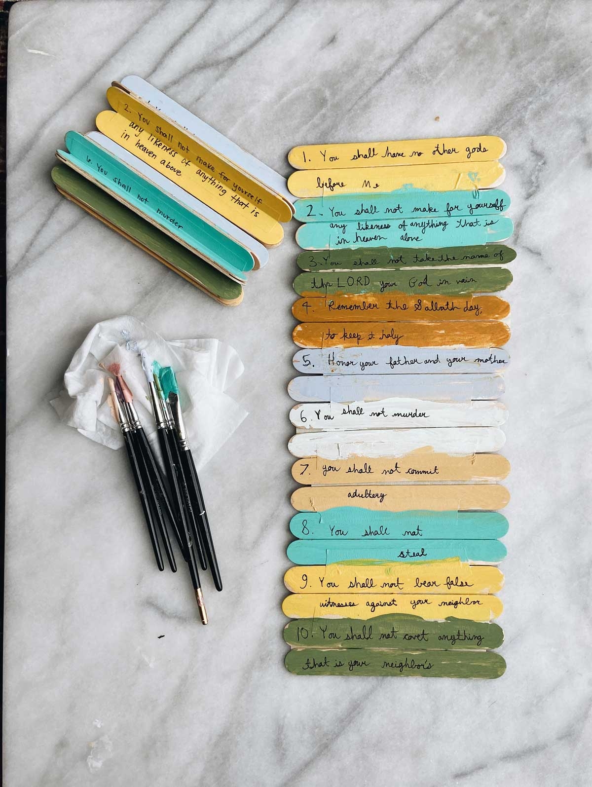 Rachel Schultz A QUIZZING CRAFT FOR LEARNING THE TEN COMMANDMENTS